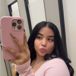 Meet your Posher, Daviana